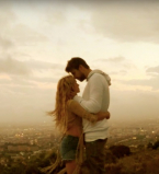 Любовь на экране: Жерар Пике снялся в новом клипе жены Шакиры