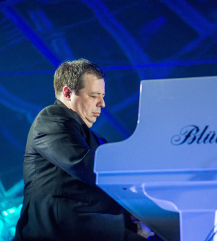 Алексей Ботвинов