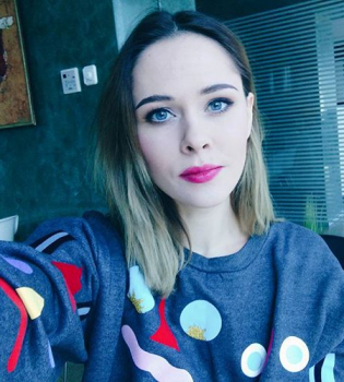 Настоящая принцесса: Юлия Санина показала умилительное детское фото