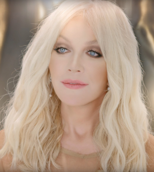 Таисия Повалий удивила невероятно молодым лицом