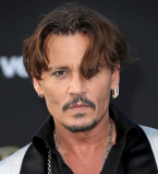 Красавцы-мужчины: Джонни Депп и Орландо Блум блистают на премьере новой части &quot;Пиратов Карибского моря&quot;