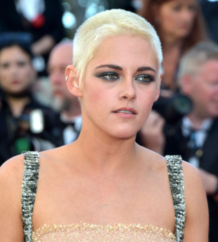 Канны-2017: наряд Кристен Стюарт назвали самым провальным на красной дорожке фестиваля