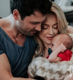 Максим Чмерковский с женой и сыном