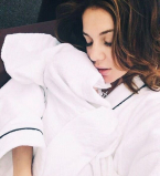 Анна Седокова растрогала поклонников нежным снимком с новорожденным сыном