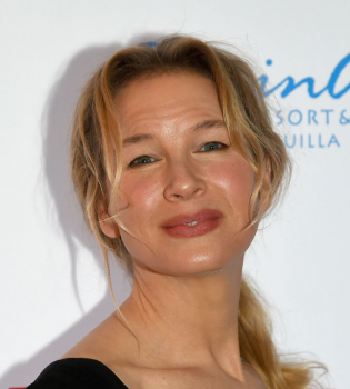 Рене Зеллвегер впервые за долгое время появилась на публике