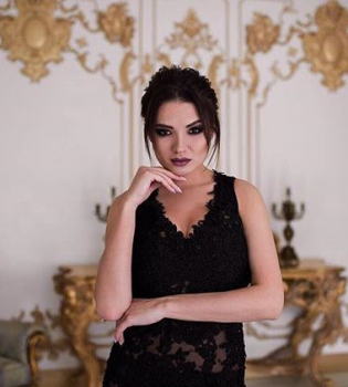 Финалистка шоу &quot;Холостяк-7&quot; Стелла резко ответила на вопросы о своих отношениях с Дмитрием Черкасовым