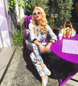 Алина Гросу отметила день рождения