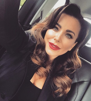 Огромный торт и звездные гости: Ани Лорак ярко отпраздновала день рождения дочери