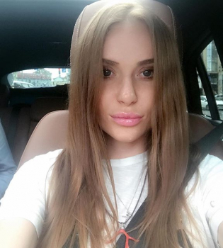 Слава Каминская беременна в третий раз?