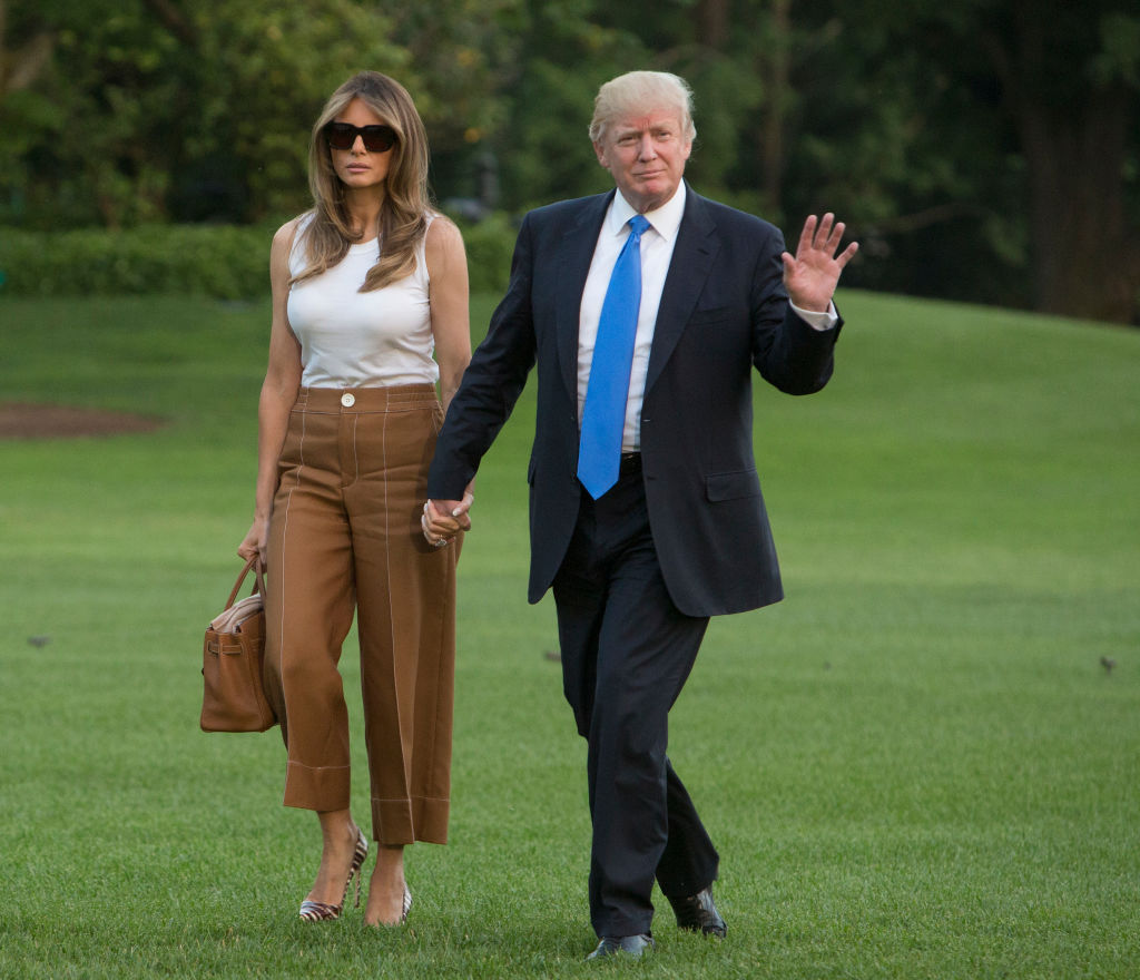 Мелания Трамп с сыном Барроном наконец переехали в Белый дом