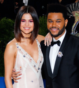 Бойфренд Селены Гомес украсил обложку Forbes