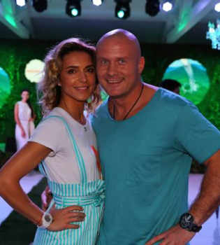 Стильные и влюбленные: Марина и Вячеслав Узелковы на вечеринке Viva!