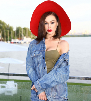 Мария Яремчук на вечеринке Вива