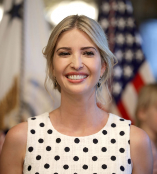 Иванка Трамп трогательно поздравила Дональда Трампа с днем рождения