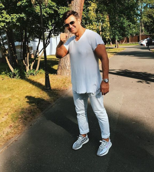 Новые фотографии маленького сына Николая Тищенко