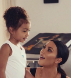 Ким Кардашьян поделилась умилительными фото Канье Уэста с детьми