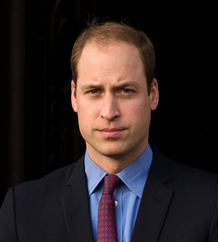 Принц Уильям нарушил королевский протокол из-за женщины