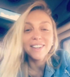 Оля Полякова показал лицо без капли макияжа