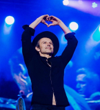 Святослав Вакарчук фото 2017