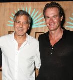 Супруг Синди Кроуфорд рассказал о новорожденных малышах Джорджа Клуни: &quot;Они похожи на обоих родителей&quot;