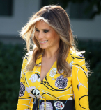 Яркий выход: Мелания Трамп подчеркнула идеальную фигуру желтым платьем в пол