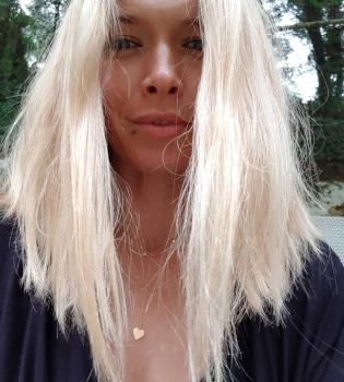 Вера Брежнева с новой стрижкой