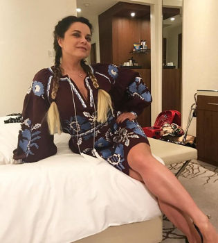 Пляжное фото Наташи Королевой в бикини взорвало интернет