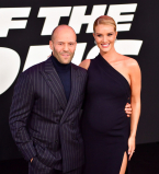 Роузи Хантингтон-Уайтли и Джейсон Стэтхэм стали родителями: первое фото малыша