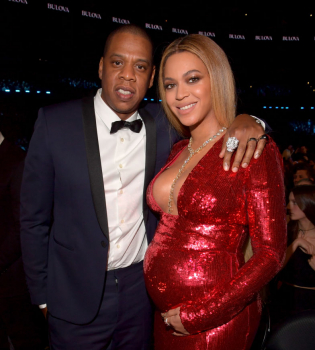 Стали известны имена новорожденных детей Бейонсе и Джей-Зи - СМИ