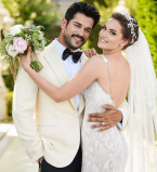 Бурак Озчивит свадьба