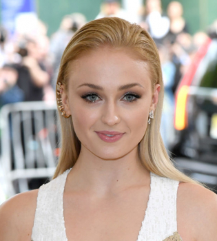 Софи Тернер: "Игра престолов" - мое сексуальное образование"