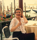 Жанна Бадоева поделилась нежными снимками со своим мужем