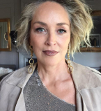 Шэрон Стоун демонстрирует идеальную фигуру в бикини в 59 лет