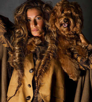 Вся в мехах: Жизель Бундхен снялась для французского Vogue