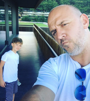 Отдых по-мужски: Потап путешествует вместе с сыном