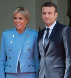 Эммануэль Макрон и его жена Брижит