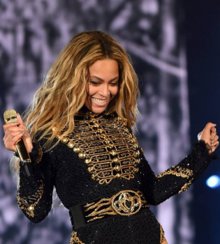 Бейонсе готовится к турне спустя месяц после родов