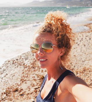 Инна Цимбалюк отдыхает с подросшей дочерью