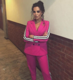 Настя Каменских перекрасила волосы в голубой цвет