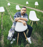 Monatik в фотосессии Viva!