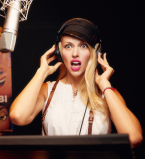 Оля Полякова: Я перевоплощаюсь в феноменальную стерву, которая постоянно кричит, смеется, пищит и улыбается