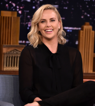 СМИ: Шарлиз Терон встречается с экс-бойфрендом Холли Берри