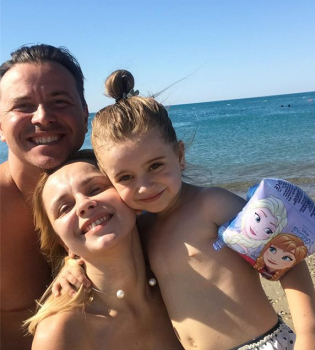 Лилия Ребрик засыпала сеть семенами снимками с отдыха в Болгарии