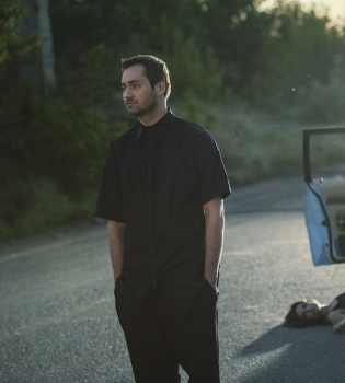 Рожден в новом клипе