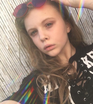 Дочь Ольги Фреймут решилась она розовые волосы