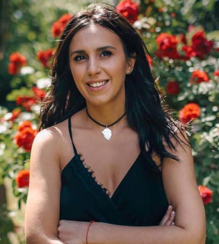 Джамала засыпала сеть снимками без макияжа