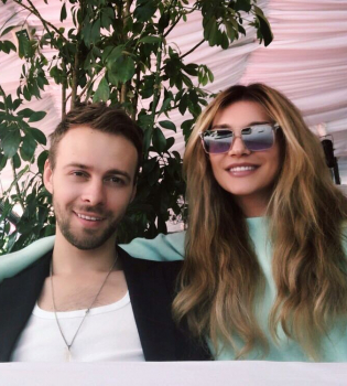 Макс Барских нежно поздравил Мишу Романову