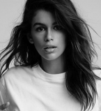 Джастин Бибер, Кайя Гербер и Джоан Смоллс снялись в совместном фотопроекте