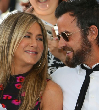 Джастин Теру опубликовал редкое фото с Дженнифер Энистон в честь годовщины свадьбы