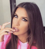 Развод отменяется? Кети Топурия показала семейную идиллию на отдыхе